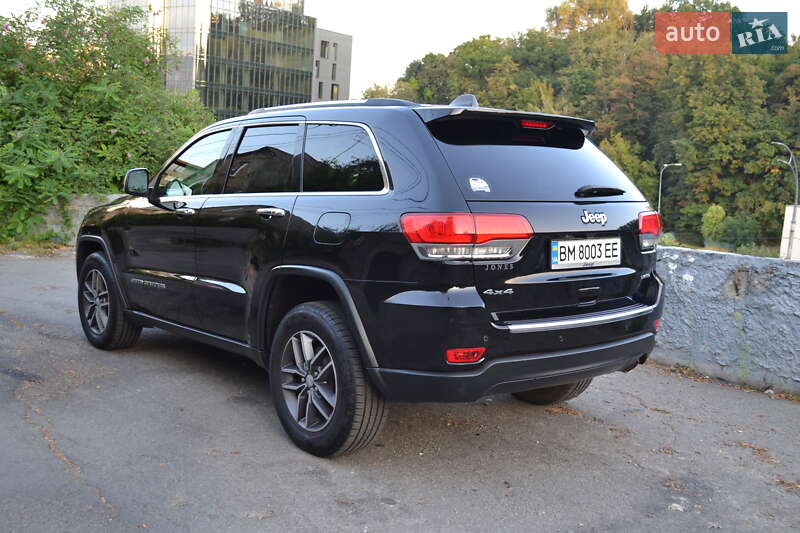 Внедорожник / Кроссовер Jeep Grand Cherokee 2017 в Киеве