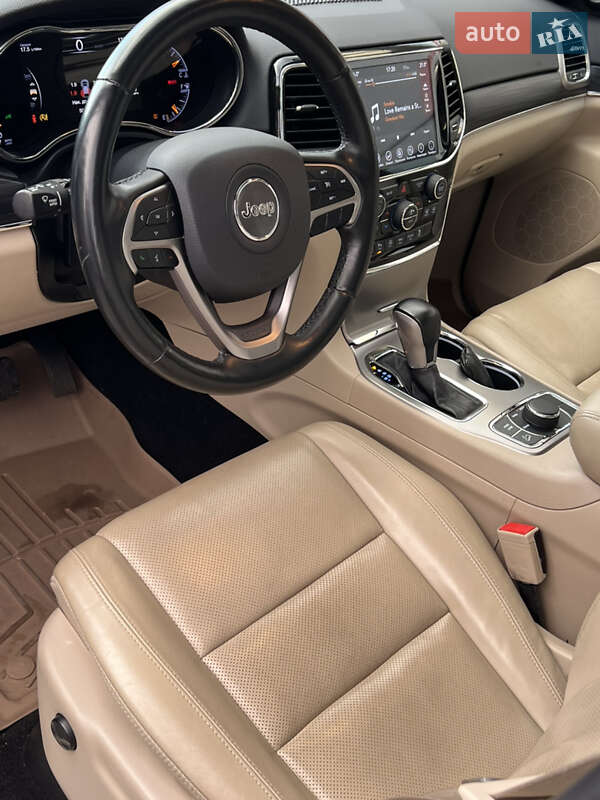 Внедорожник / Кроссовер Jeep Grand Cherokee 2021 в Одессе