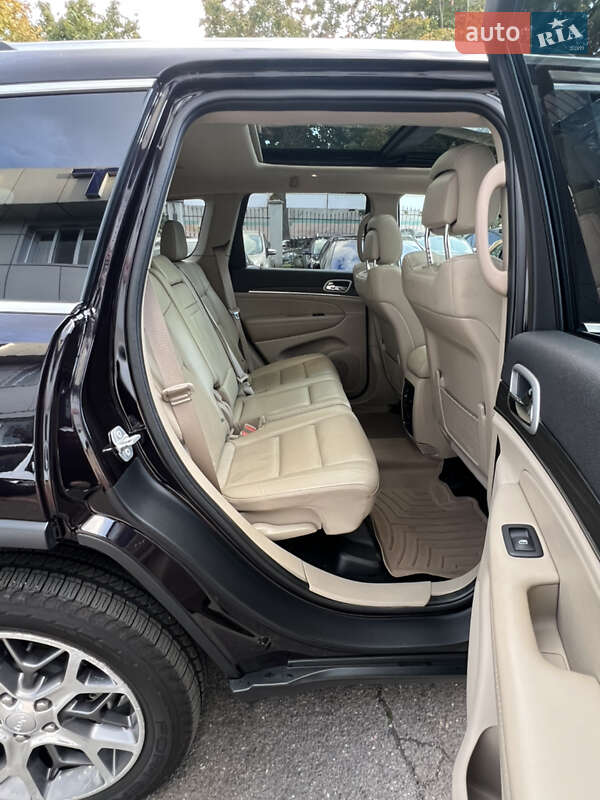 Внедорожник / Кроссовер Jeep Grand Cherokee 2021 в Одессе