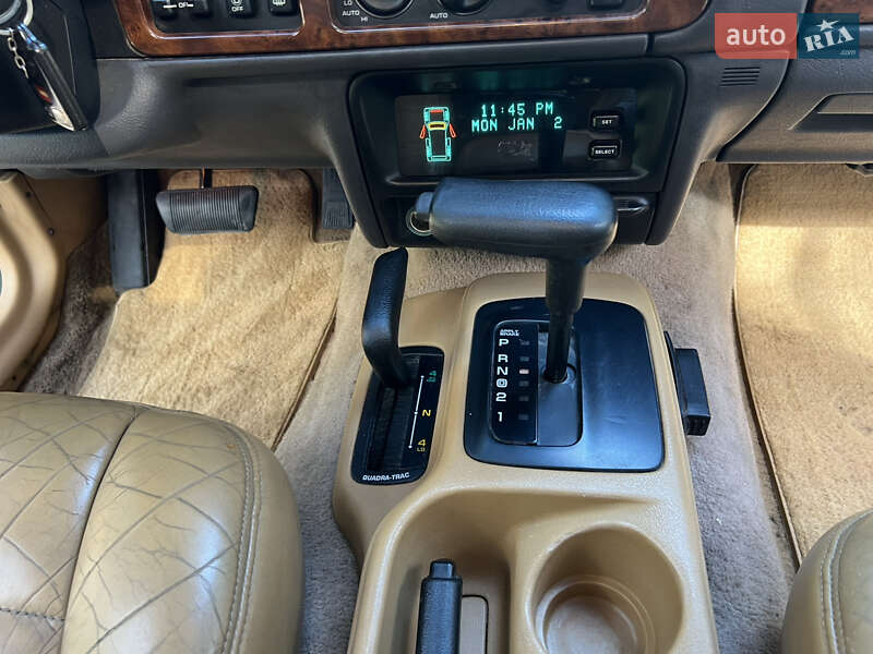 Внедорожник / Кроссовер Jeep Grand Cherokee 1996 в Кременце