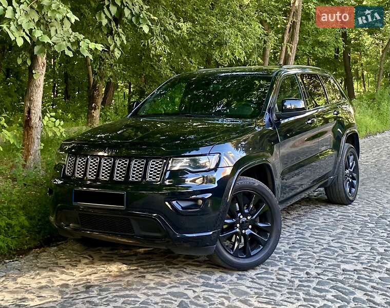 Внедорожник / Кроссовер Jeep Grand Cherokee 2018 в Киеве фото 2 Внедорожник / Кроссовер Jeep Grand Cherokee 2018 в Киеве