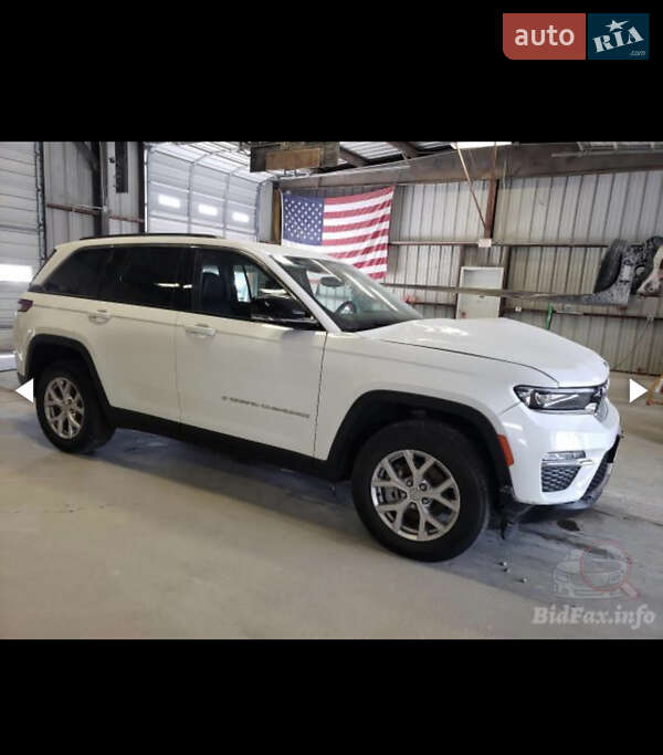 Внедорожник / Кроссовер Jeep Grand Cherokee 2022 в Киеве фото 34 Внедорожник / Кроссовер Jeep Grand Cherokee 2022 в Киеве