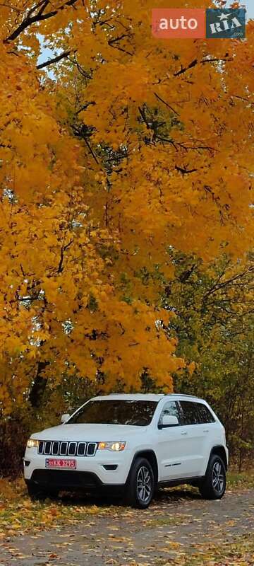 Внедорожник / Кроссовер Jeep Grand Cherokee 2019 в Виннице