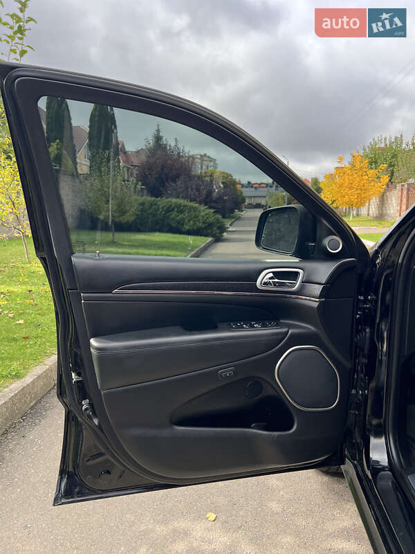 Внедорожник / Кроссовер Jeep Grand Cherokee 2018 в Ровно