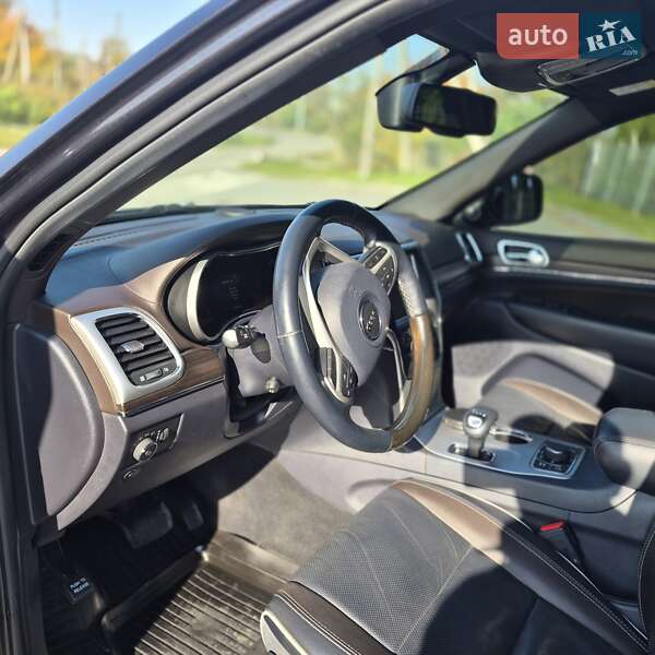 Внедорожник / Кроссовер Jeep Grand Cherokee 2014 в Львове фото 26 Внедорожник / Кроссовер Jeep Grand Cherokee 2014 в Львове