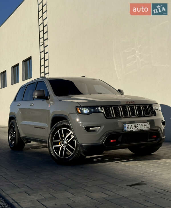 Позашляховик / Кросовер Jeep Grand Cherokee 2020 в Луцьку