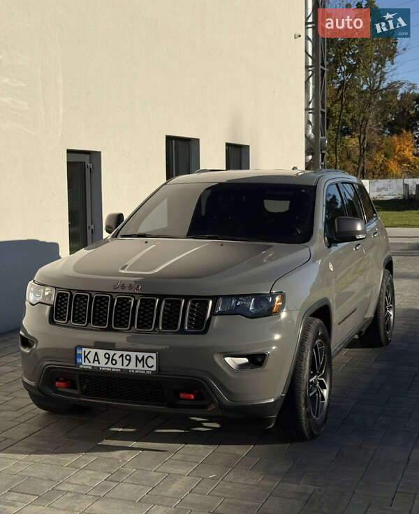 Позашляховик / Кросовер Jeep Grand Cherokee 2020 в Луцьку