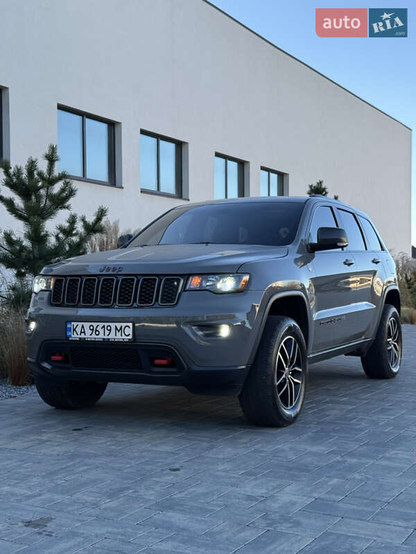 Позашляховик / Кросовер Jeep Grand Cherokee 2020 в Луцьку