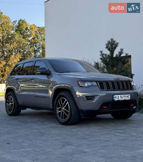 Позашляховик / Кросовер Jeep Grand Cherokee 2020 в Луцьку