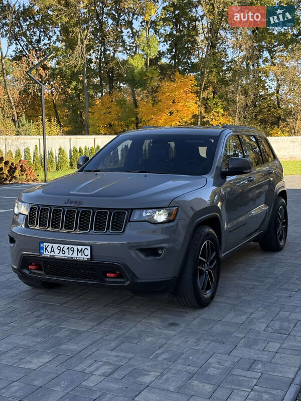 Позашляховик / Кросовер Jeep Grand Cherokee 2020 в Луцьку