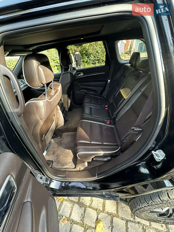 Внедорожник / Кроссовер Jeep Grand Cherokee 2018 в Черновцах фото 29 Внедорожник / Кроссовер Jeep Grand Cherokee 2018 в Черновцах