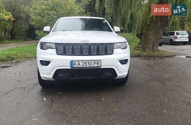 Позашляховик / Кросовер Jeep Grand Cherokee 2019 в  фото 2 Позашляховик / Кросовер Jeep Grand Cherokee 2019 в