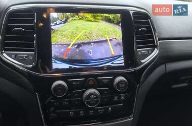 Позашляховик / Кросовер Jeep Grand Cherokee 2019 в  фото 16 Позашляховик / Кросовер Jeep Grand Cherokee 2019 в