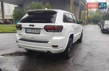 Позашляховик / Кросовер Jeep Grand Cherokee 2019 в  фото 26 Позашляховик / Кросовер Jeep Grand Cherokee 2019 в