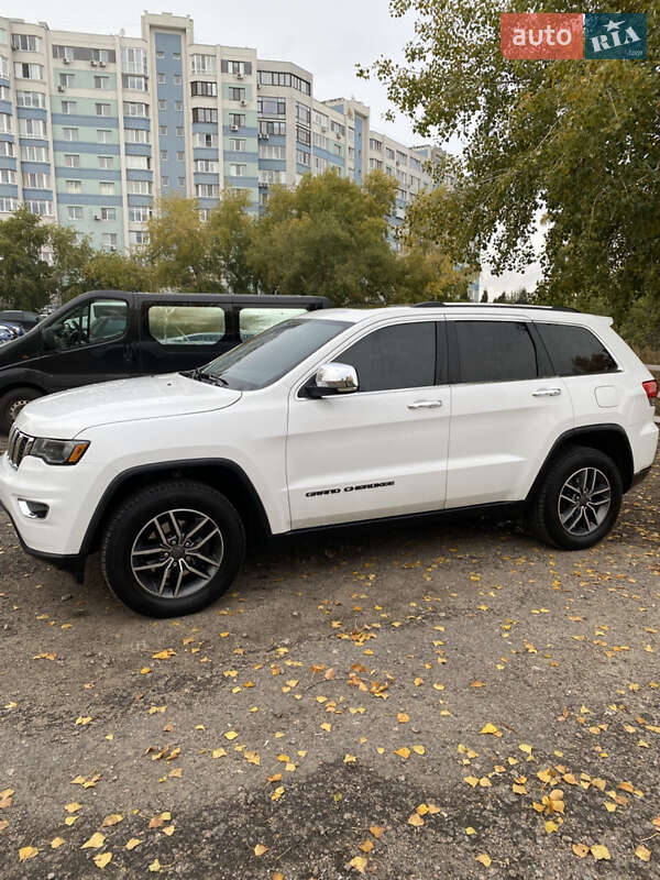 Внедорожник / Кроссовер Jeep Grand Cherokee 2018 в Черкассах