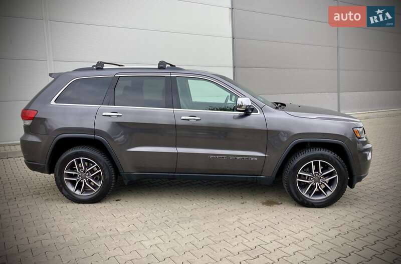 Внедорожник / Кроссовер Jeep Grand Cherokee 2019 в Киеве фото 3 Внедорожник / Кроссовер Jeep Grand Cherokee 2019 в Киеве