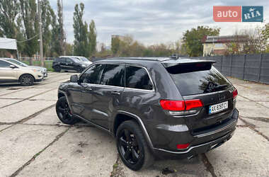 Внедорожник / Кроссовер Jeep Grand Cherokee 2014 в 