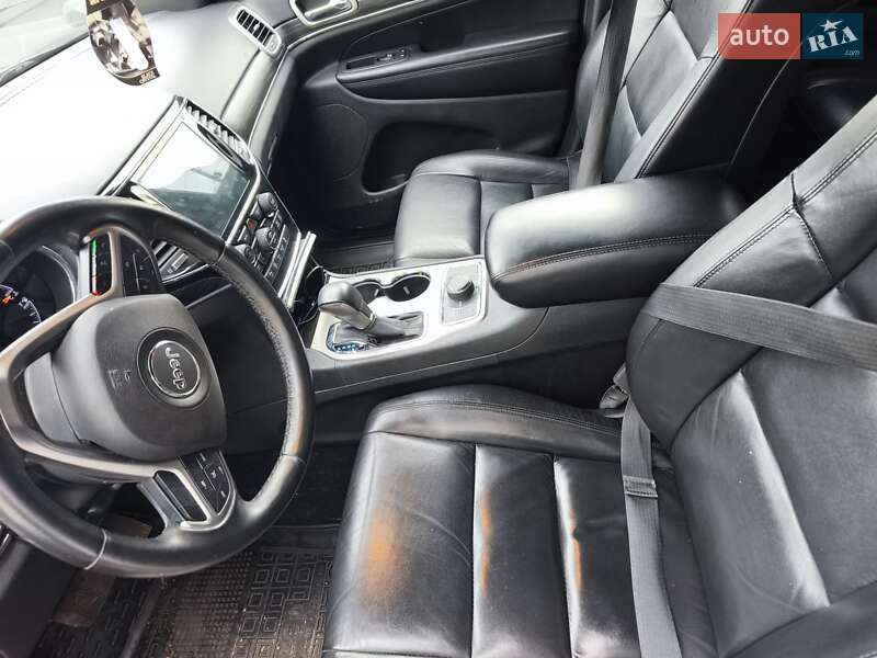 Внедорожник / Кроссовер Jeep Grand Cherokee 2019 в Ивано-Франковске фото 6 Внедорожник / Кроссовер Jeep Grand Cherokee 2019 в Ивано-Франковске