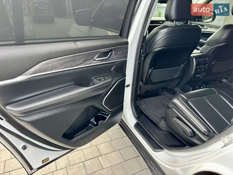 Позашляховик / Кросовер Jeep Grand Cherokee 2021 в Полтаві фото 9 Позашляховик / Кросовер Jeep Grand Cherokee 2021 в Полтаві