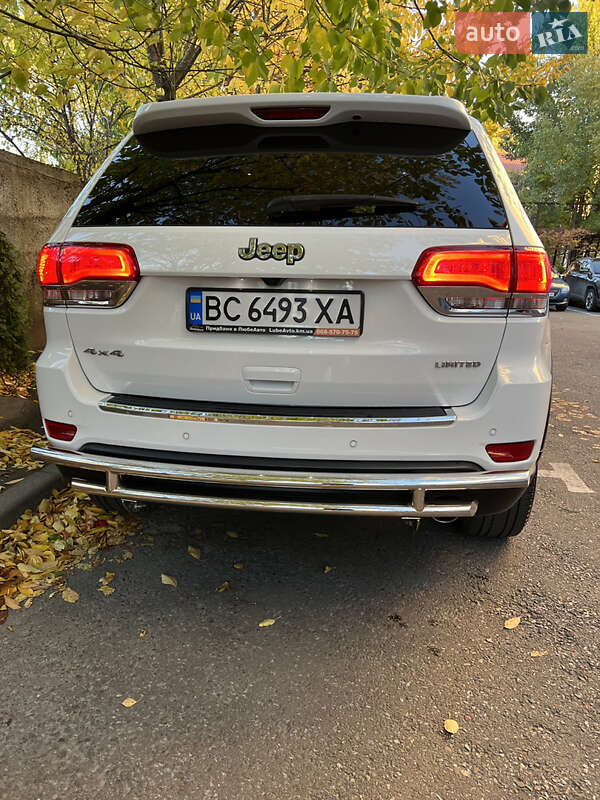 Внедорожник / Кроссовер Jeep Grand Cherokee 2016 в Львове