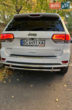 Позашляховик / Кросовер Jeep Grand Cherokee 2016 в 