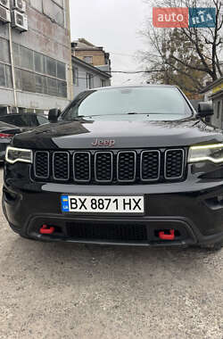 Внедорожник / Кроссовер Jeep Grand Cherokee 2020 в 
