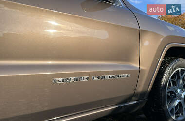 Внедорожник / Кроссовер Jeep Grand Cherokee 2021 в 