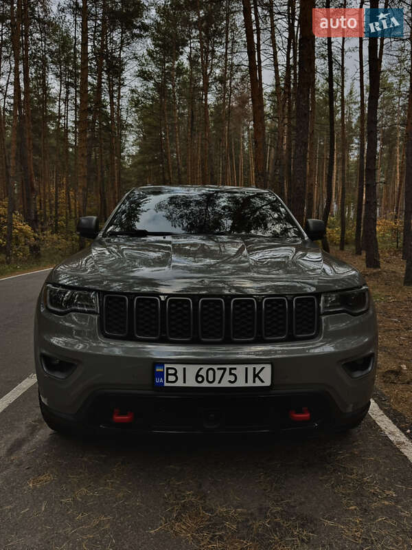 Внедорожник / Кроссовер Jeep Grand Cherokee 2021 в Полтаве фото 2 Внедорожник / Кроссовер Jeep Grand Cherokee 2021 в Полтаве