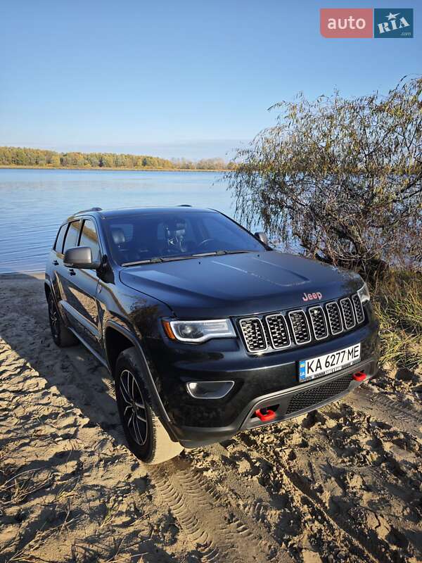 Внедорожник / Кроссовер Jeep Grand Cherokee 2018 в Киеве