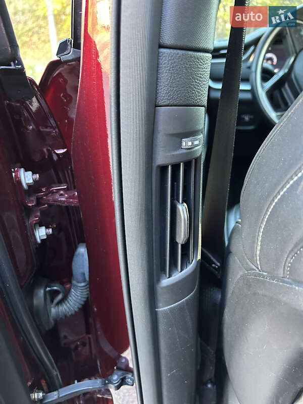 Внедорожник / Кроссовер Jeep Grand Cherokee 2021 в Киеве