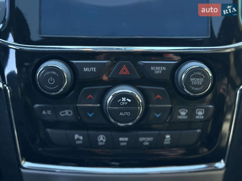 Внедорожник / Кроссовер Jeep Grand Cherokee 2022 в Одессе