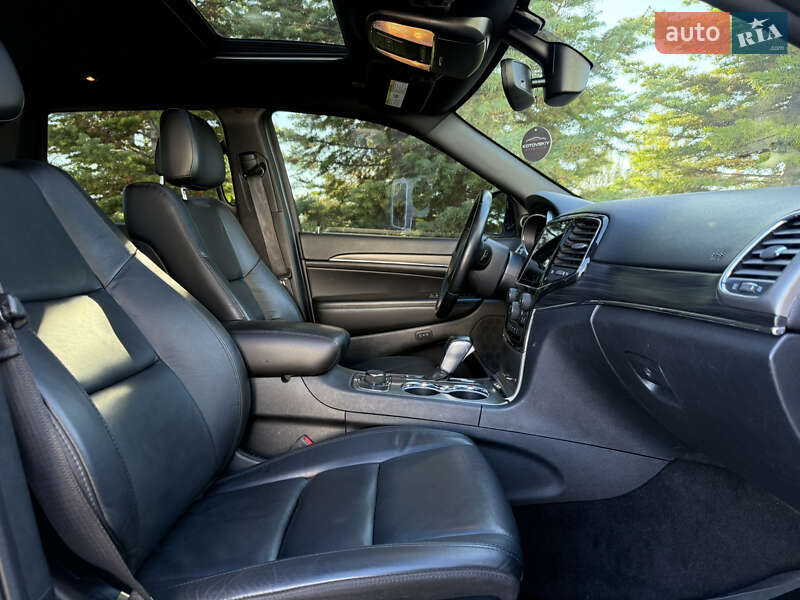 Внедорожник / Кроссовер Jeep Grand Cherokee 2022 в Одессе