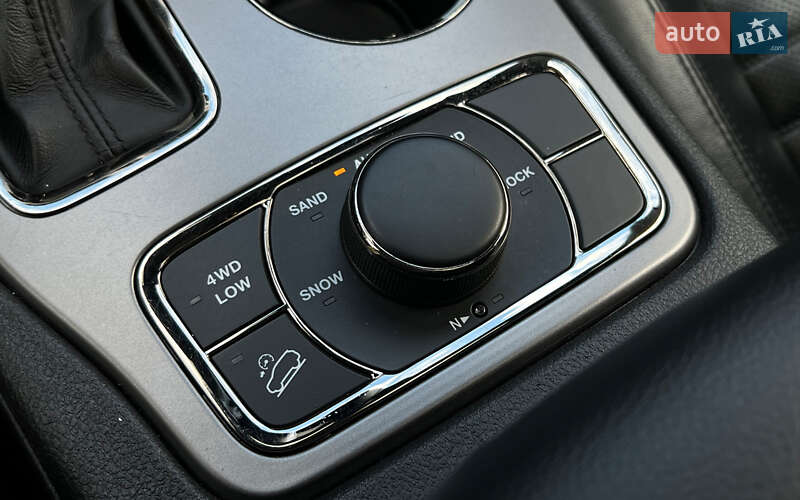 Внедорожник / Кроссовер Jeep Grand Cherokee 2020 в Львове фото 17 Внедорожник / Кроссовер Jeep Grand Cherokee 2020 в Львове