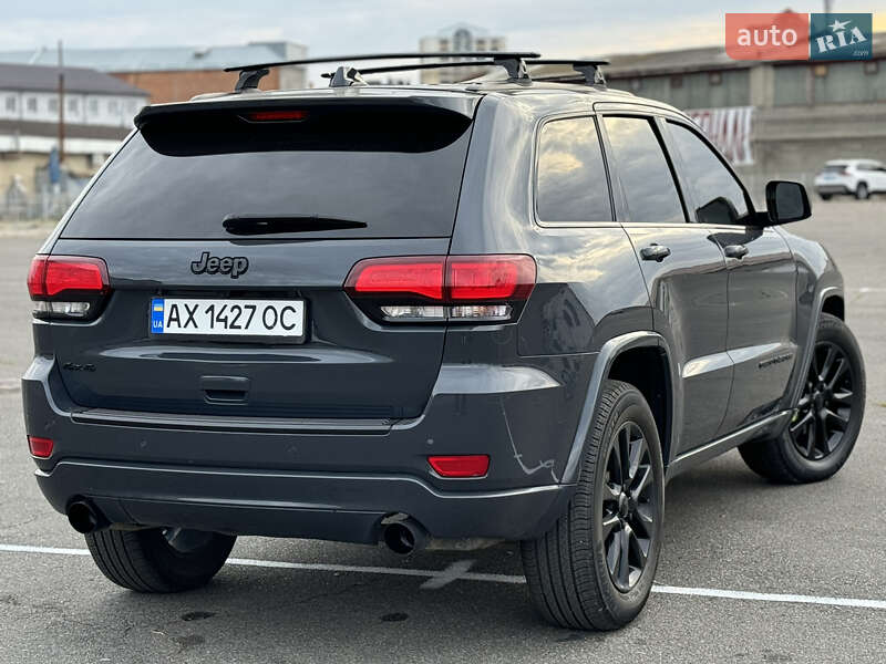 Внедорожник / Кроссовер Jeep Grand Cherokee 2017 в Харькове фото 23 Внедорожник / Кроссовер Jeep Grand Cherokee 2017 в Харькове