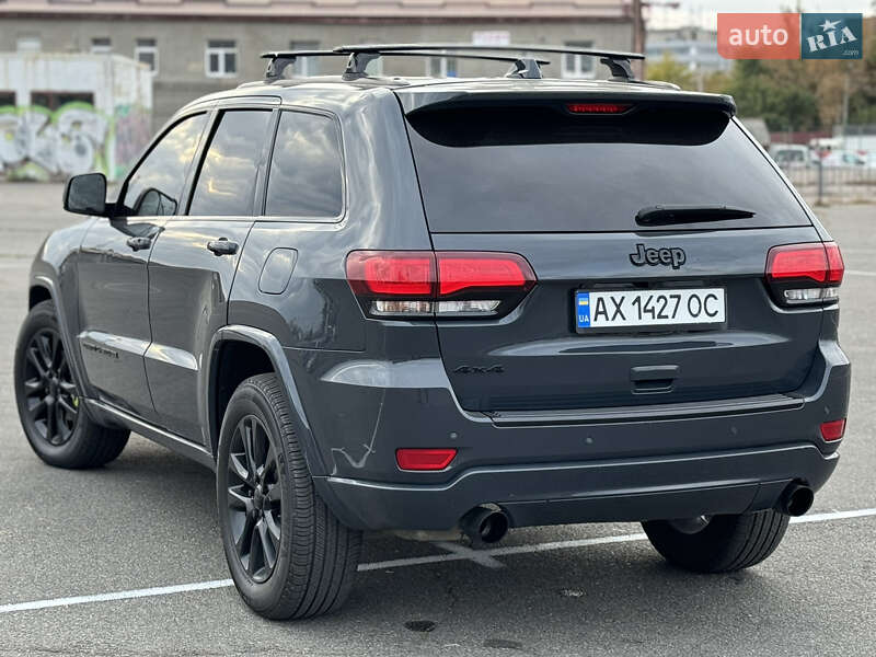 Внедорожник / Кроссовер Jeep Grand Cherokee 2017 в Харькове фото 21 Внедорожник / Кроссовер Jeep Grand Cherokee 2017 в Харькове