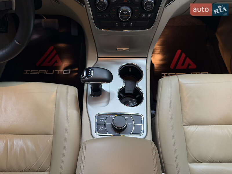 Внедорожник / Кроссовер Jeep Grand Cherokee 2015 в Одессе фото 28 Внедорожник / Кроссовер Jeep Grand Cherokee 2015 в Одессе