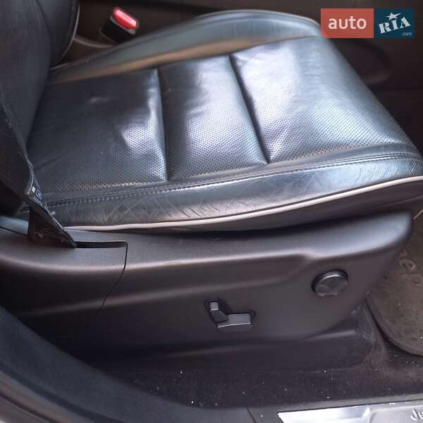 Внедорожник / Кроссовер Jeep Grand Cherokee 2011 в Львове