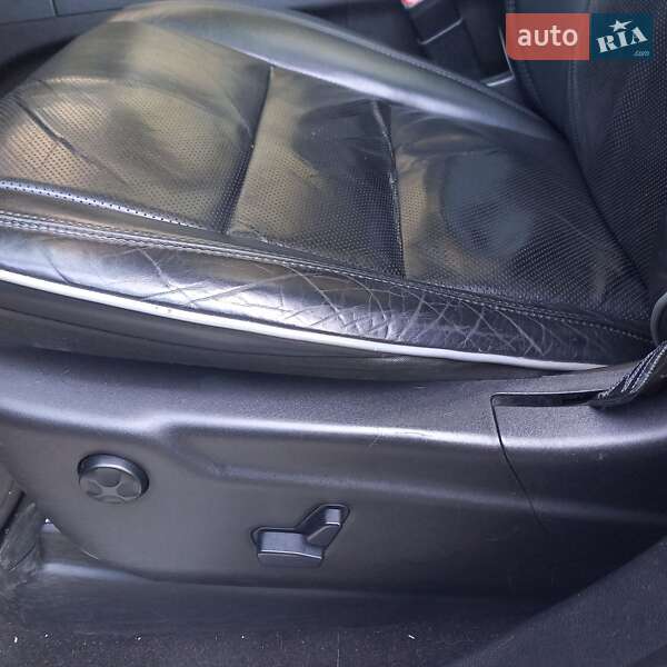 Внедорожник / Кроссовер Jeep Grand Cherokee 2011 в Львове