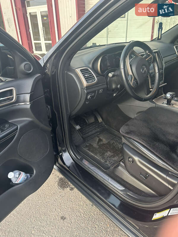 Внедорожник / Кроссовер Jeep Grand Cherokee 2015 в Полтаве фото 11 Внедорожник / Кроссовер Jeep Grand Cherokee 2015 в Полтаве