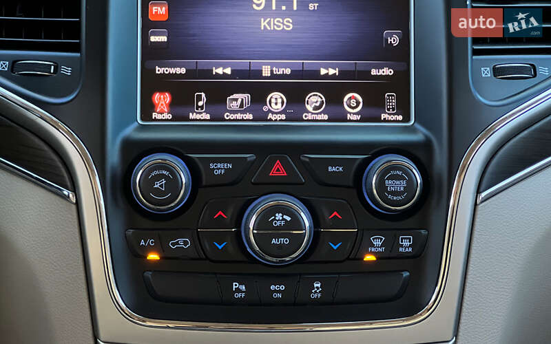 Внедорожник / Кроссовер Jeep Grand Cherokee 2015 в Львове