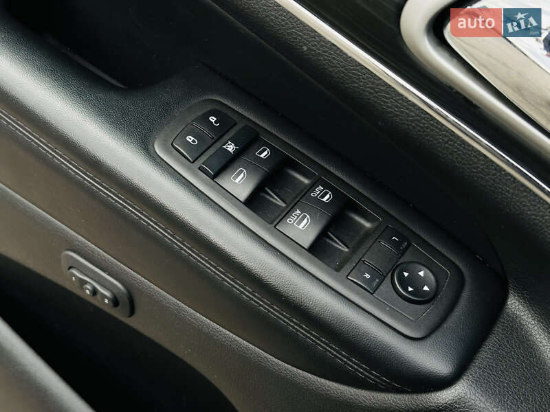 Позашляховик / Кросовер Jeep Grand Cherokee 2022 в Харкові