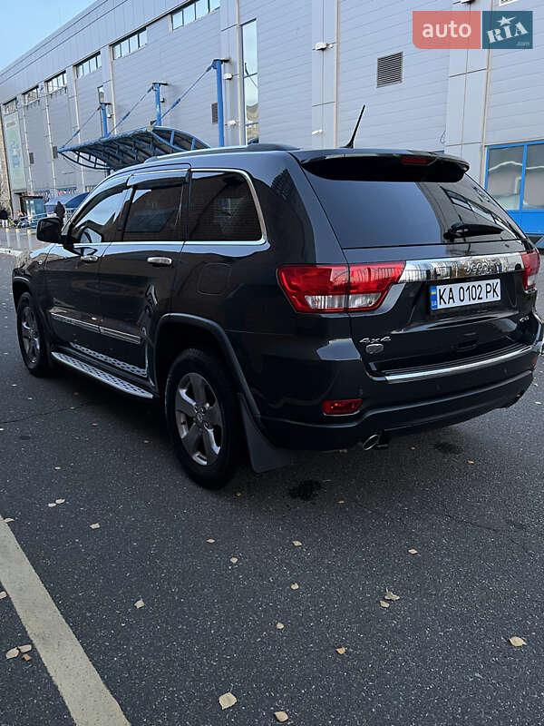 Внедорожник / Кроссовер Jeep Grand Cherokee 2011 в Киеве фото 8 Внедорожник / Кроссовер Jeep Grand Cherokee 2011 в Киеве