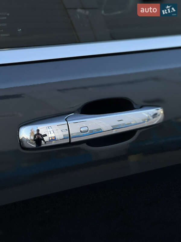 Внедорожник / Кроссовер Jeep Grand Cherokee 2011 в Киеве фото 15 Внедорожник / Кроссовер Jeep Grand Cherokee 2011 в Киеве