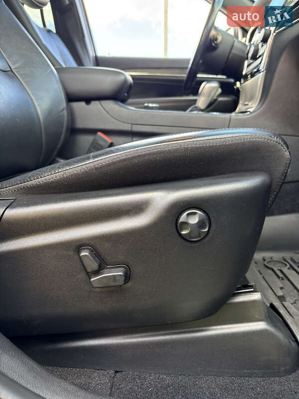 Внедорожник / Кроссовер Jeep Grand Cherokee 2021 в Киеве фото 15 Внедорожник / Кроссовер Jeep Grand Cherokee 2021 в Киеве