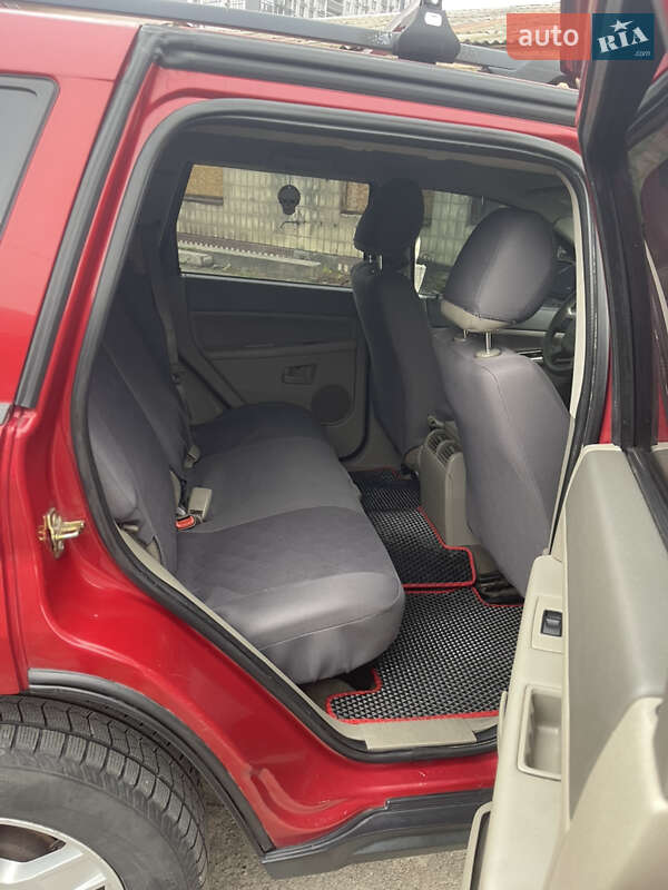 Внедорожник / Кроссовер Jeep Grand Cherokee 2005 в Киеве