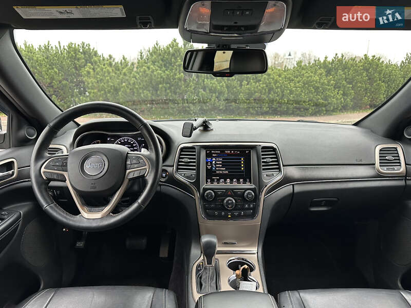 Внедорожник / Кроссовер Jeep Grand Cherokee 2016 в Киеве фото 28 Внедорожник / Кроссовер Jeep Grand Cherokee 2016 в Киеве
