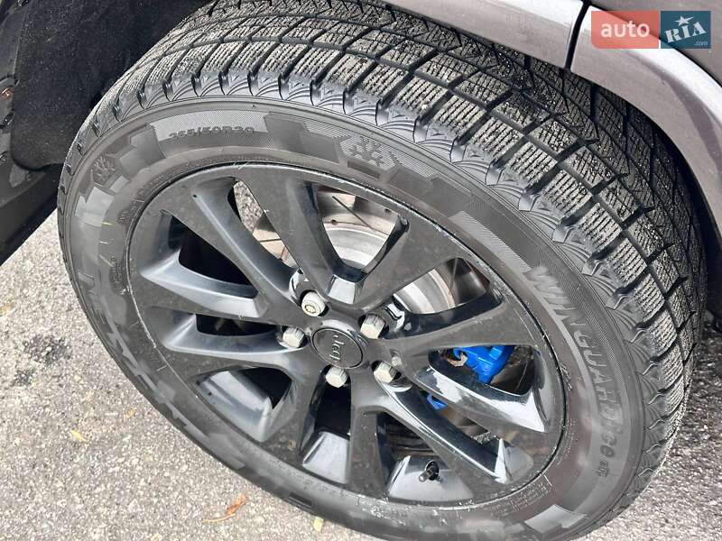 Внедорожник / Кроссовер Jeep Grand Cherokee 2016 в Кропивницком