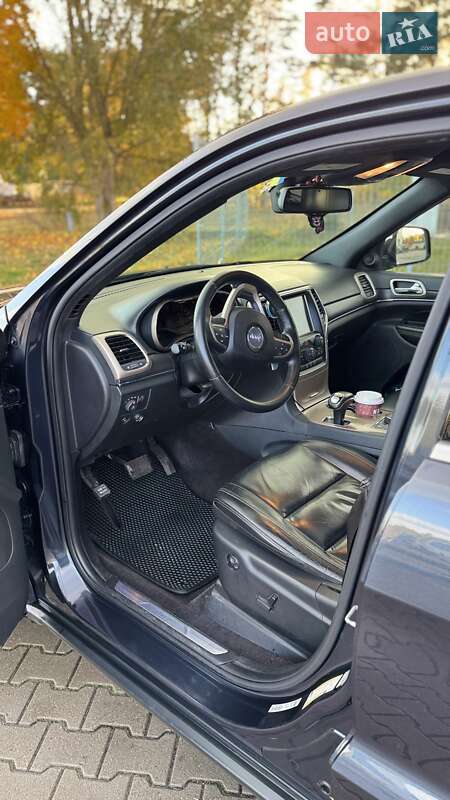 Внедорожник / Кроссовер Jeep Grand Cherokee 2015 в Киеве