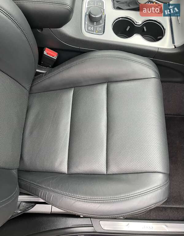 Позашляховик / Кросовер Jeep Grand Cherokee 2019 в Коростені