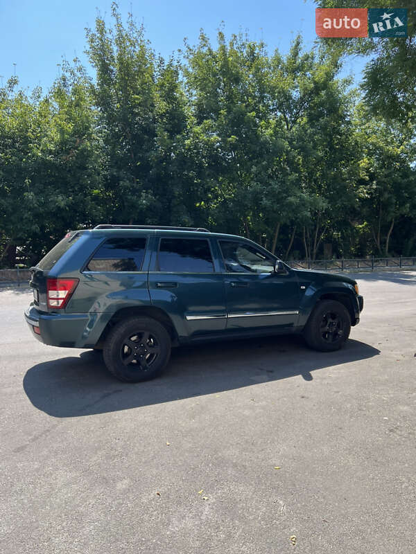 Внедорожник / Кроссовер Jeep Grand Cherokee 2006 в Одессе